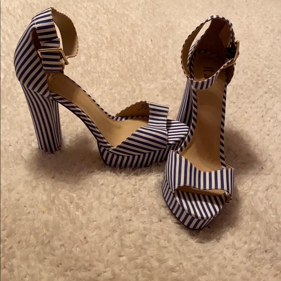 It’s High Heel Denim Striped Shoes Size 9 - Picture 1 of 8